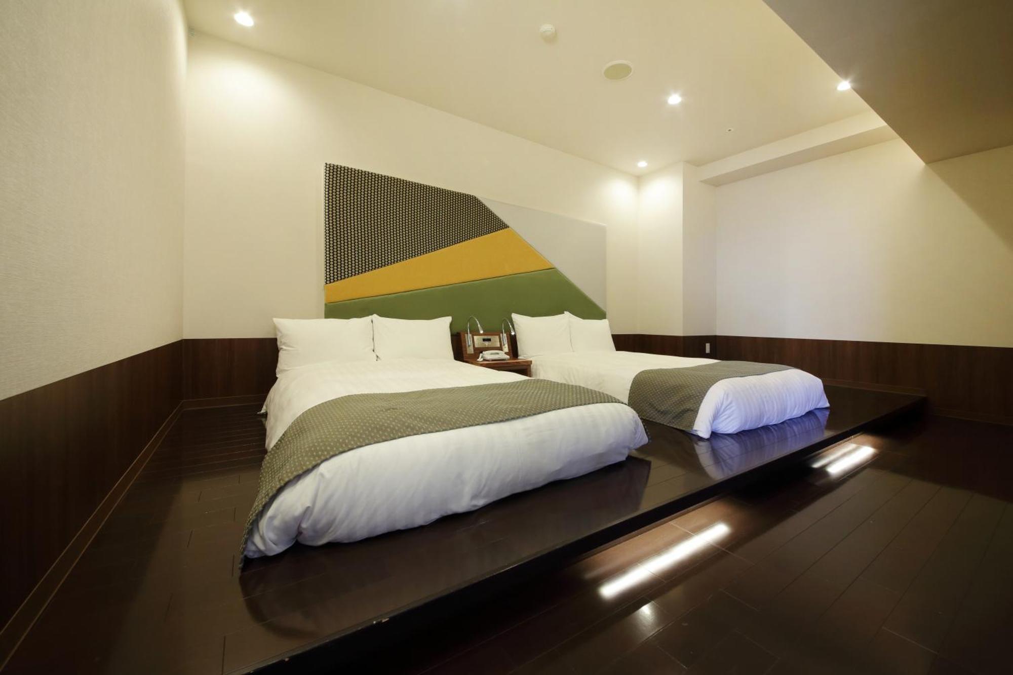 Grand Mercure Yatsugatake & 5* Hokuto (Yamanashi)